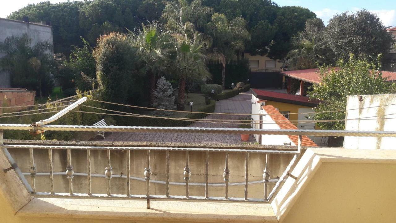 Residenza Monteleone Apartment Ardore Marina Exterior photo